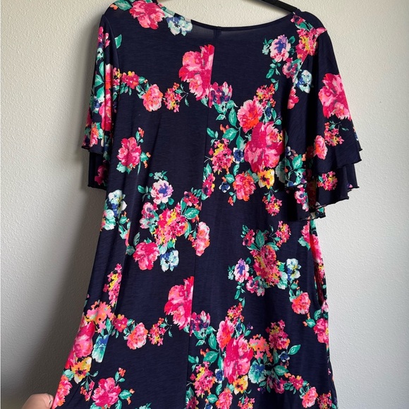 Floral Elegance Black Mini Dress - Picture 4 of 4